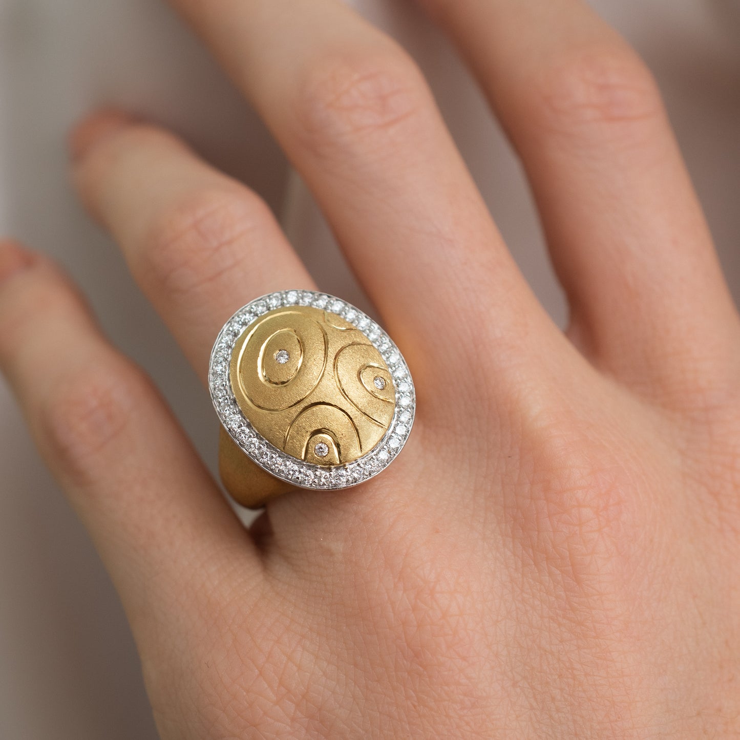 The Modern Art Ring