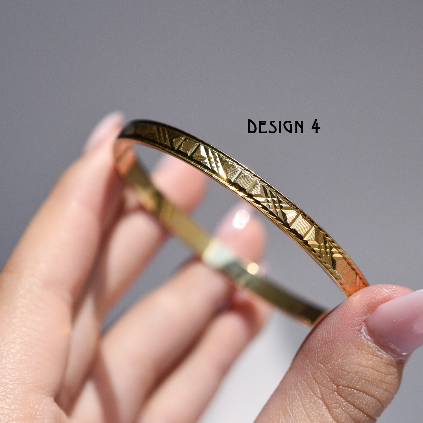 18k Vintage Bangle