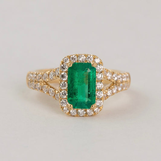 The Angel's Cry Emerald Ring